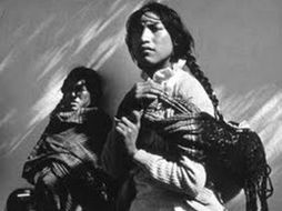 El documental narra las vivencias de una mujer mazahua en su exilio en la Ciudad de México. ESPECIAL  /