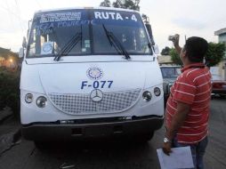 Unidad de la Ruta 4, uno de los camiones “pirata” que circulan en el Norte de la ciudad. A. GARCÍA  /