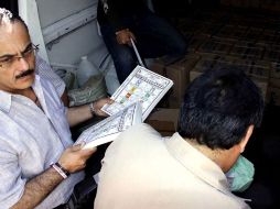 Arribo del material electoral y más de dos millones de boletas que serán utilizadas en los próximos comicios en Oaxaca. EL UNIVERSAL  /