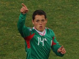 Javier Chicharito Hernández, lamenta la derrota de México. AFP  /