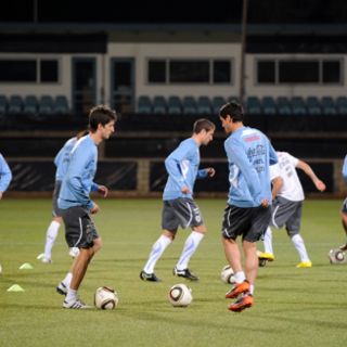 Uruguay y Ghana se enfrentan por primera vez