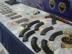 Los detenidos, las armas, los vehículos y la droga fueron entregados a la Procuraduría General de la República. ESPECIAL  /