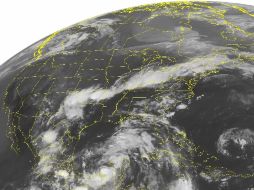 'Alex' se encuentra a unos 115 kilómetros de Campeche, México. AP  /