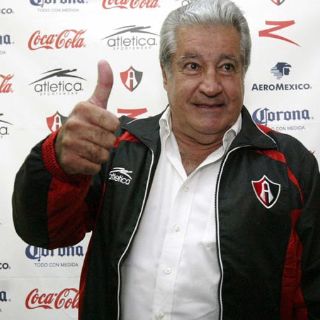 Lebrija se viste de rojinegro