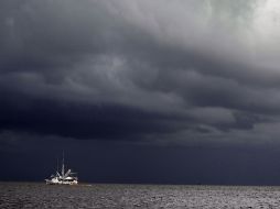 El paso de la tormenta tropical 'Alex' por el Golfo de México podría convertirla en Huracán. AFP  /