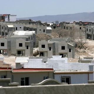 Promueven créditos para mil 200 viviendas en este año