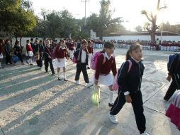 La Secretaría de Educación Pública, tiene por objetivo retirar alimentos con altos níveles calóricos de las escuelas. ARCHIVO  /