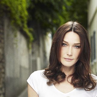 Carla Bruni interpretará a una directora de un museo