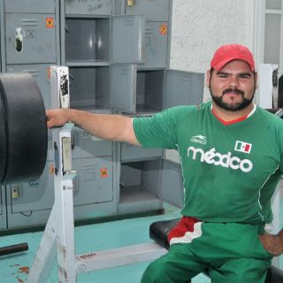 Castillo va al mundial de halterofilia