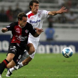 Vargas es prestado al Argentinos Juniors