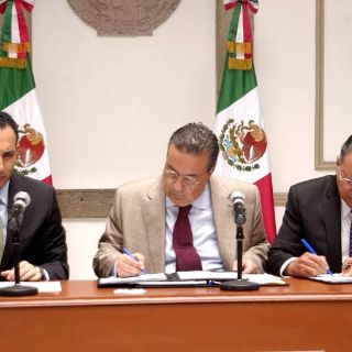 Gobierno federal y estados firman pacto de seguridad para elecciones