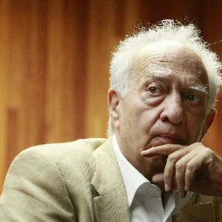 Sergio Pitol dedica libro a Carlos Monsiváis