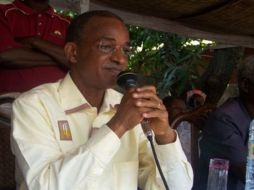 Cellou Dalein Diallo, candidato de la Unión de las Fuerzas Democráticas de Guinea (UFDG). ESPECIAL  /