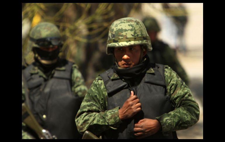 Los hermanos de apellido Almanza pudieron haber muerto a causa de tiros directos de militares. AFP  /