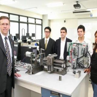 Presentan primera máquina herramienta reconfigurable hecha en México