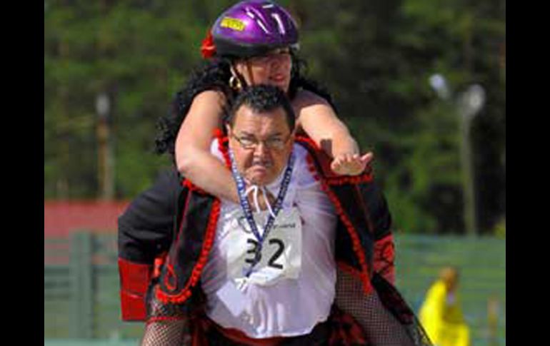 La pareja ganadora entrenó durante todo el año. ESPECIAL  /