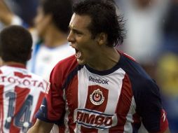 Mario de Luna marcó el gol de las Chivas. JAMMEDIA  /