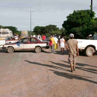 Detienen a 38 por posesión de explosivos en centro histórico de Oaxaca