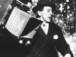 Jean Cocteau falleció en Milly-la-Forˆt, cerca de Fontainebleau. ESPECIAL  /