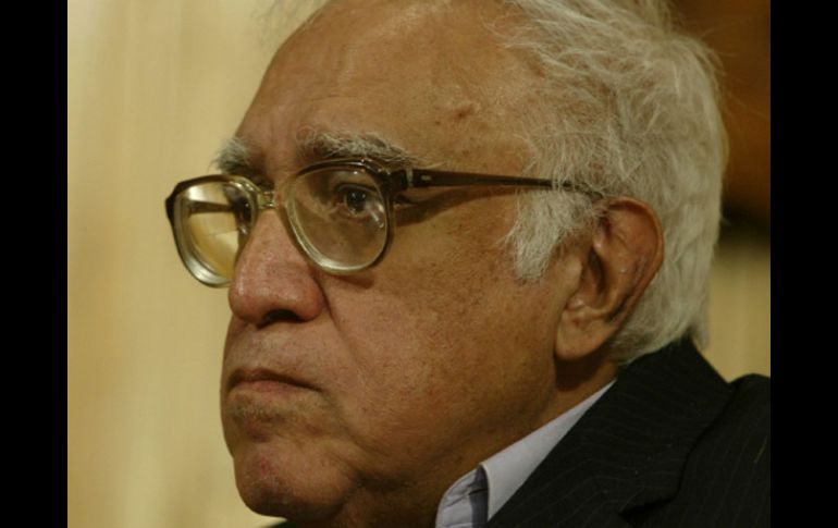 El embajador de México, Florencio Salazar, señala: Monsiváis fue un caso asombroso. INFORMADOR ARCHIVO  /