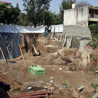 Construyen fuera de norma edificio ‘‘Q-Country’’