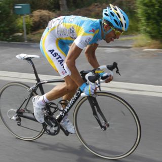 Someten la bicicleta de Contador a prueba de la UCI