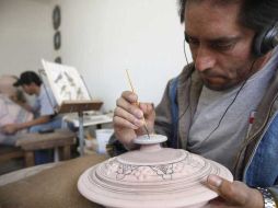 El padrón de artesanos registrados ha disminuido 40%, según reporta el Instituto de la Artesanía Jalisciense. ARCHIVO  /