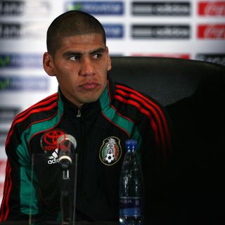 A Carlos Salcido lo quieren en Turquía