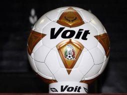 El costo del balón oficial será de 839 pesos y habrá una réplica de 269. MEXSPORT  /