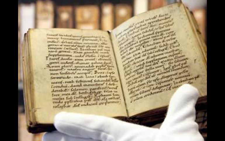 La pieza fue ilustrada sobre papel de pergamino. ESPECIAL  /