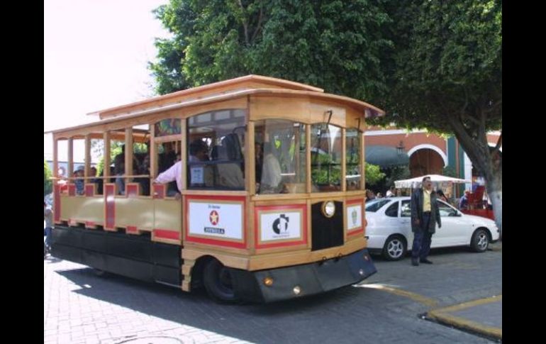 El programa vacacional contempla 31 recorridos turísticos gratuitos: 13 de ida y vuelta y 18 con pernocta de una noche. ARCHIVO  /