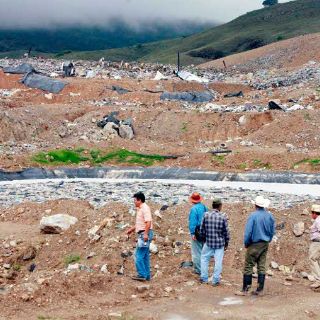 Pobladores afectados por lixiviados de Picachos exigen audiencia con Vielma