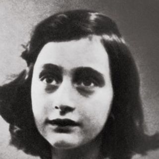 Publican versión gráfica del diario de Ana Frank