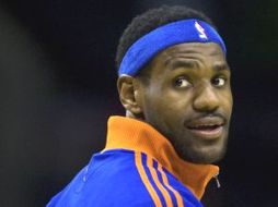 LeBron James provocó la ira del presidente de los Cavaliers tras su partida. SUN  /