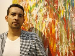 Juan Carlos Santoscoy expone 23 cuadros bajo el título Inmunidad del color. . M. FREYRÍA  /