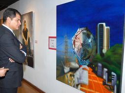 Los artistas plástico tienen la oportunidad de exponer sus creaciones. ESPECIAL  /