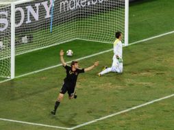 El jugador alemán Thomas Müller, celebra tras anotar gol contra Uruguay. AFP  /