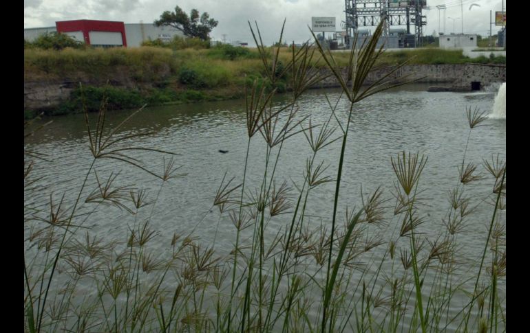 Subió el nivel del agua, llevandose a un pequeño. ARCHIVO  /