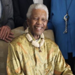 FIFA quiere la asistencia de Mandela