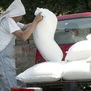 Llaman a no “satanizar” al azúcar en campaña contra obesidad