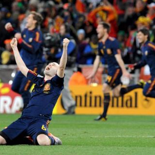 España rompe con la historia