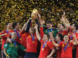 España venció 1-0 a Holanda en la Copa de Sudáfrica y se consagró campeón mundial por primera vez en su historia. AFP  /