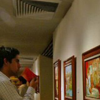 Justicia rusa condena a los organizadores de una exposición de arte