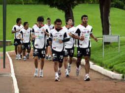 Entrenamiento de Atlas en el Club Colomos. E. BARRERA  /
