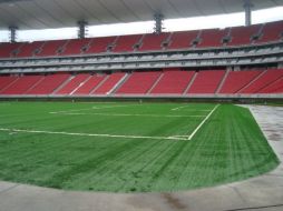 La cancha fue cubierta con pasto sintético de séptima generación. A RAMÍREZ  /