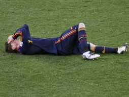 El español Fernando Torres, quejándose de una lesión sufrida en la final del Mundial. AP  /