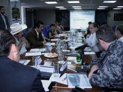 Los diputados integrantes de la Comisión de Seguridad se reunieron con el secretario del ramo, Luis Carlos Nájera. ESPECIAL  /
