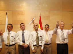 El primer grupo de siete disidentes cubanos excarcelados que aterrizaron en España afronta un futuro incierto. NTX  /