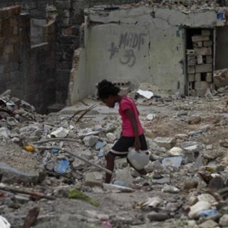 Haití sólo obtiene 10% de la ayuda internacional