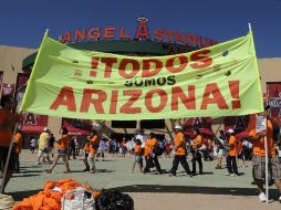 El malestar de los latinos se hace notar en protestas previas al Juego de Estrellas de Beisbol en California. EFE  /
